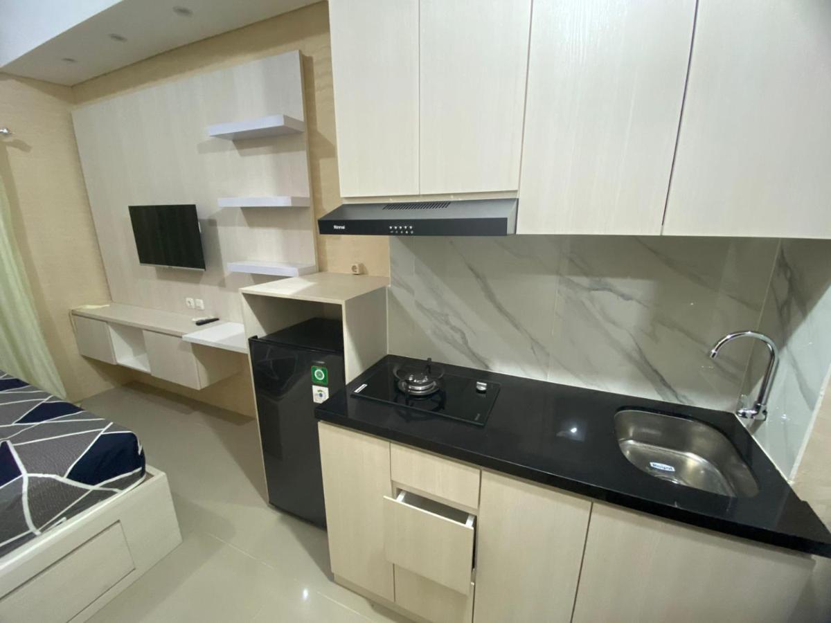 Shero Transpark Bekasi Hotel Luaran gambar